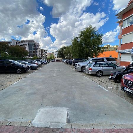 Gt Sunny Fort Apartments Slântsjev Brjag Eksteriør bilde